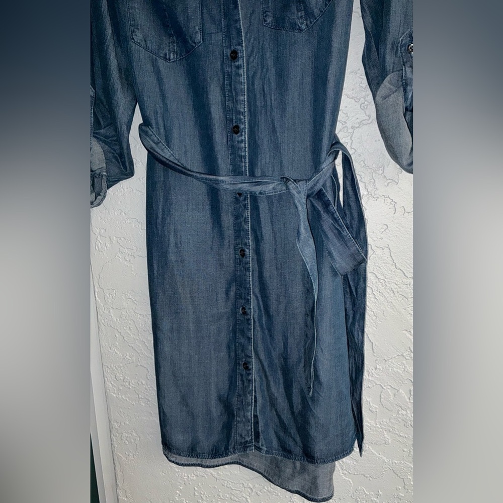 Velvet Heart Blue Denim Shirt Dress with Tie (NWOT) - Picture 3 of 7